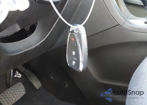 2021 Chevrolet Equinox Awd Lt z USA, uszkodzony, nr VIN 2GNAXUEV7M6104839